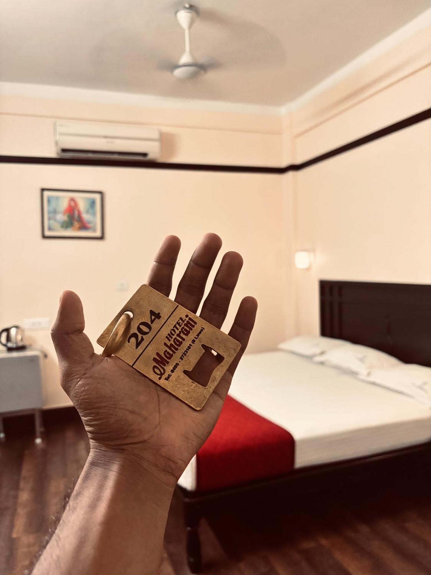 Maharani Hotel Kozhikode Buitenkant foto