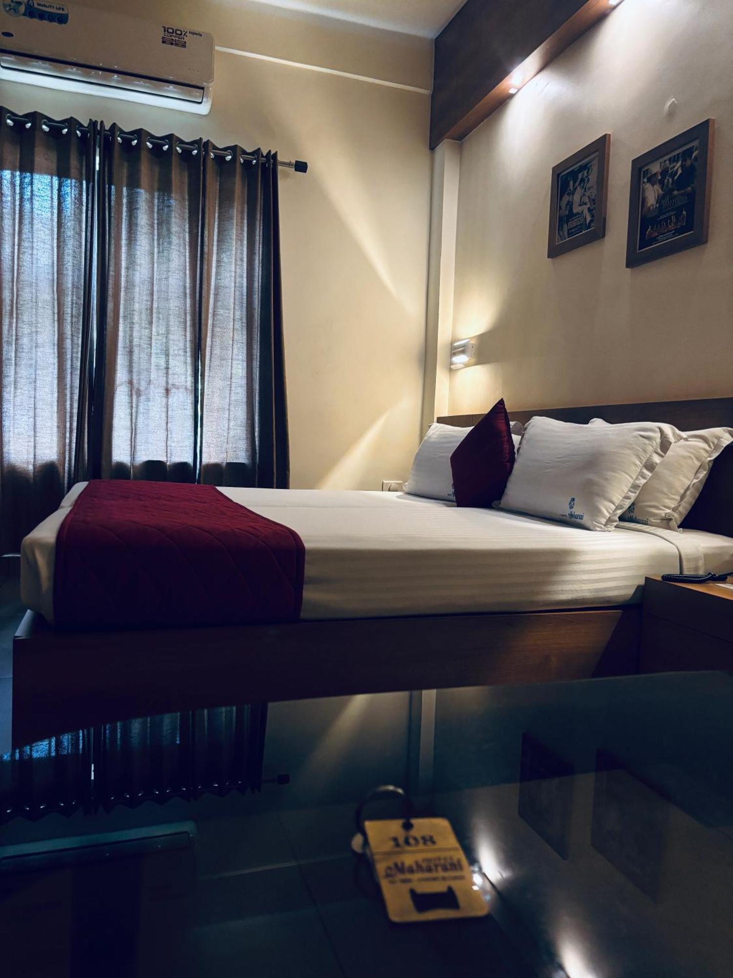 Maharani Hotel Kozhikode Buitenkant foto